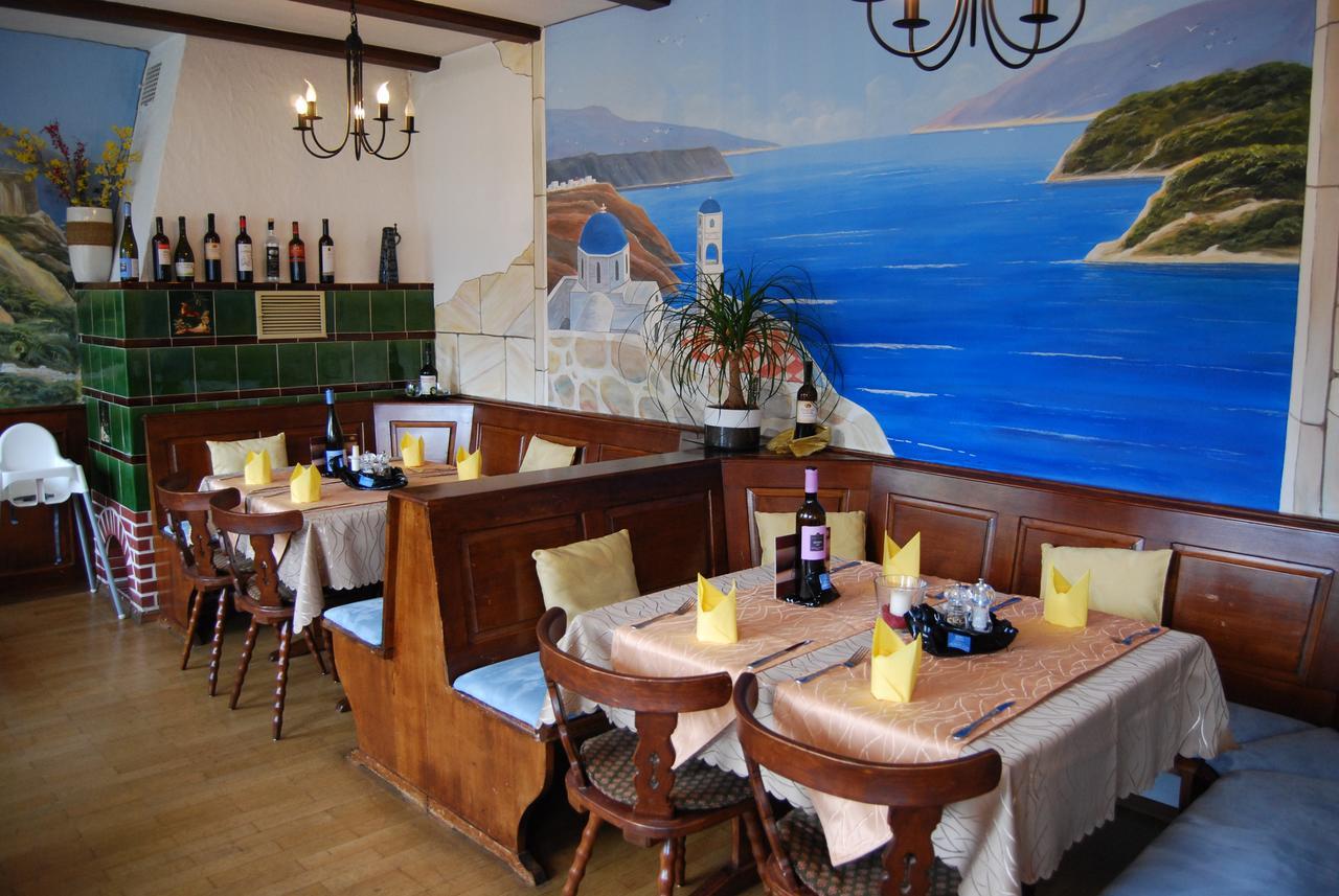 Gasthaus Zum Loewen - Restaurant Akropolis Hausach Exteriör bild